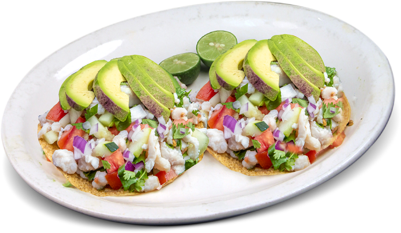 Tostadas de mariscos preparadas con aguacate